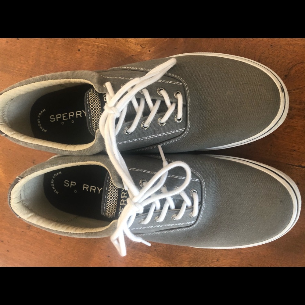 Men’s Sneakers